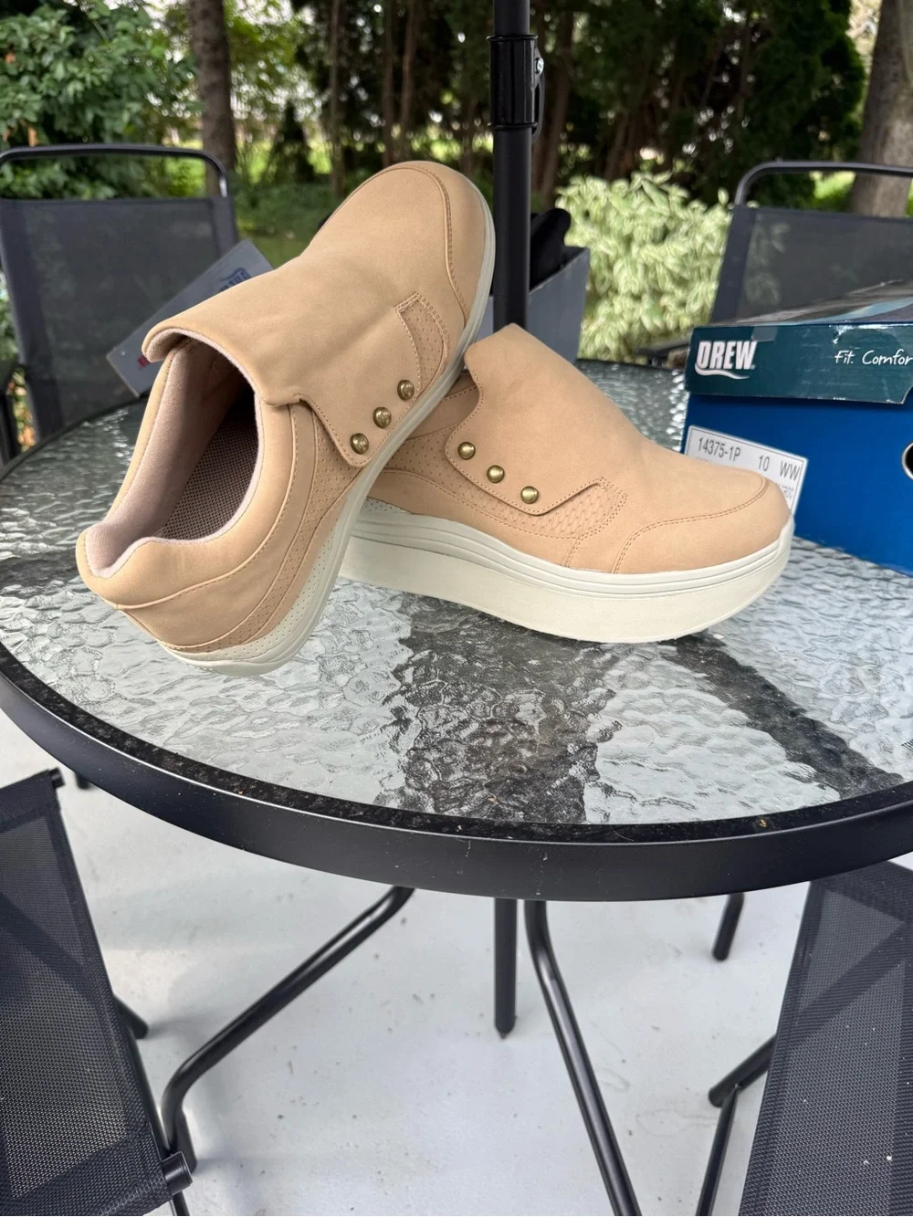 DREW Taupe Nubuck Women's Athletic Shoes